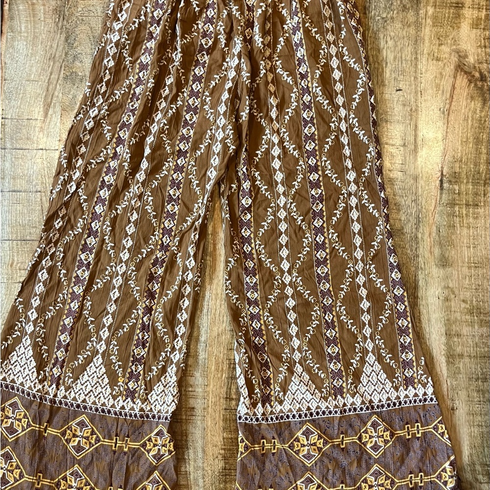 Angie Wide Leg Printed Smocked Waist Pocket Pants - Picture 8 of 10